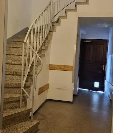 Apartment Mit 2 Betten Inklusive Gratis Parkplatz Graz Exterior photo