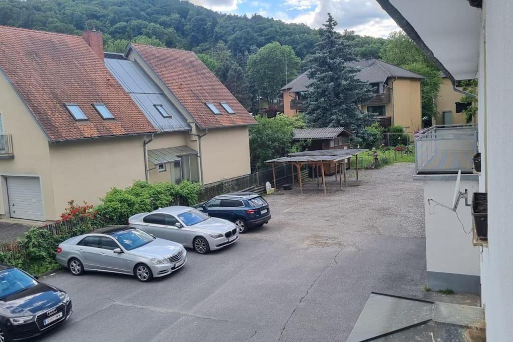 Mit 2 Betten Inklusive Gratis Parkplatz Graz