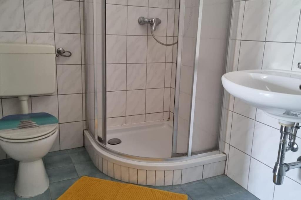Mit 2 Betten Inklusive Gratis Parkplatz Apartamento *