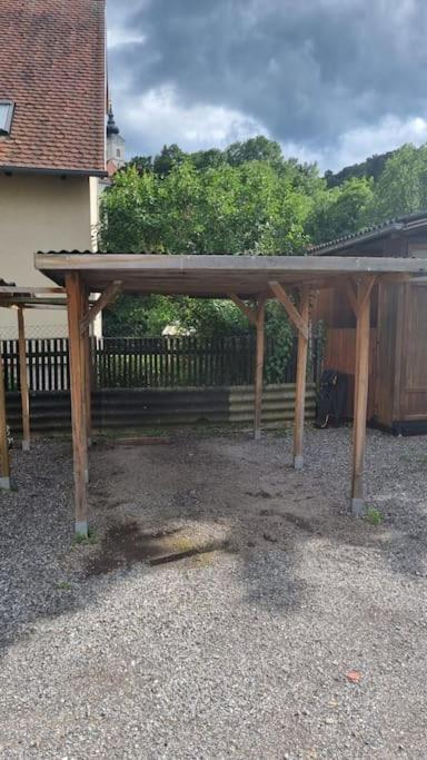 Mit 2 Betten Inklusive Gratis Parkplatz Apartamento Graz